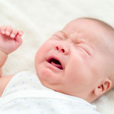 My baby is crying all the time :: West Yorkshire Healthier Together